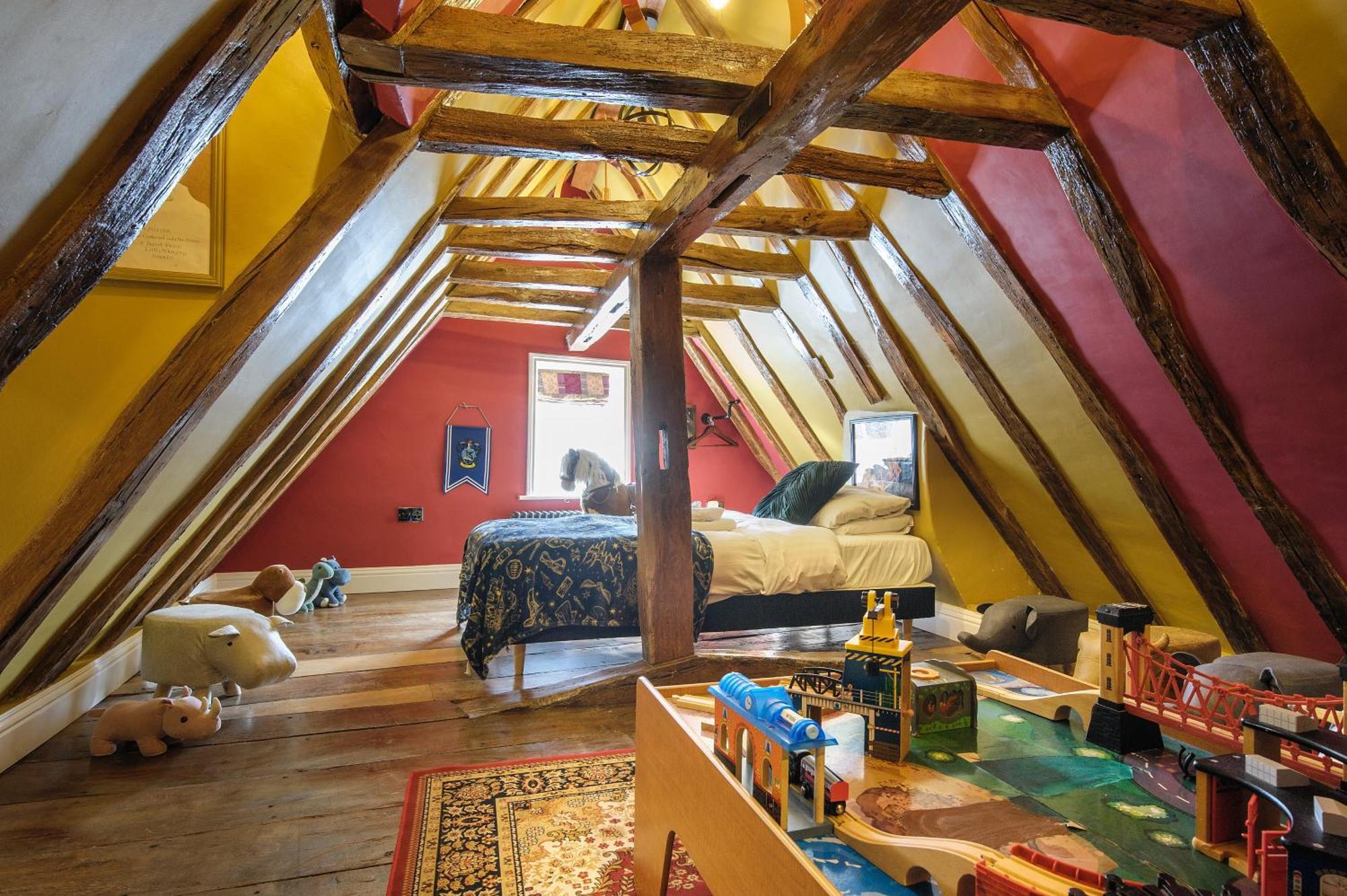 Huge Deluxe 600 Year Old Essex Manor, Hot Tub, Cinema Room, Sky Tv Saffron Walden Exterior photo