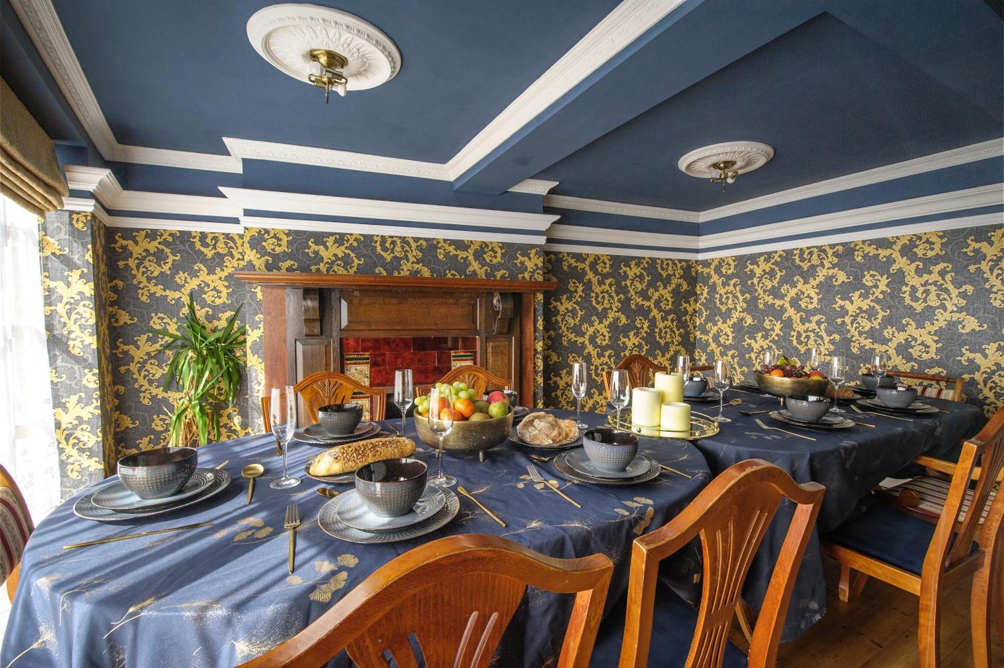 Huge Deluxe 600 Year Old Essex Manor, Hot Tub, Cinema Room, Sky Tv Saffron Walden Exterior photo